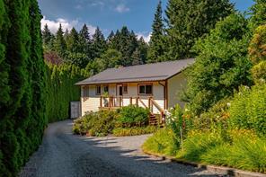 $1,189,900 - 2897 Fuller Lake Rd<br>British Columbia, V0R 1K5