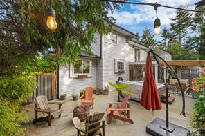 $1,075,000 - 7465 Fernmar Rd<br>Lantzville, British Columbia, V0R 2H0