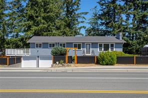 $899,900 - 5350 Metral Dr<br>Nanaimo, British Columbia, V9T 2K8