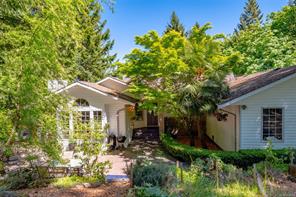 $1,290,000 - 7220 Royal Dr<br>British Columbia, V0R 2H0