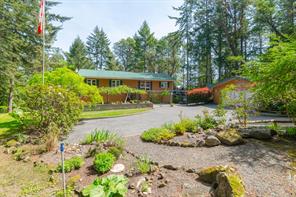 $975,000 - 149 Pilkey Point Rd<br>British Columbia, V0R 2Y0