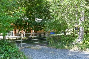 $1,495,000 - 1060 Willoughby Rd<br>British Columbia, V0R 2M0