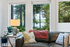 $534,000 - 1971 Harbour Dr<br>Ucluelet, British Columbia, V0R 3A0