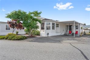 $349,900 - 6325 Metral Dr<br>Nanaimo, British Columbia, V9T 6P9