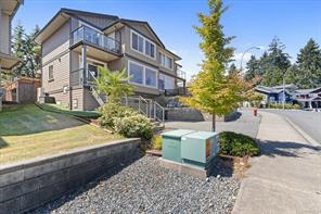 $899,900 - 5647 Oceanview Terr<br>Nanaimo, British Columbia, V9V 0A8