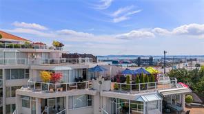 $965,000 - 158 Promenade Dr<br>Nanaimo, British Columbia, V9R 6M7