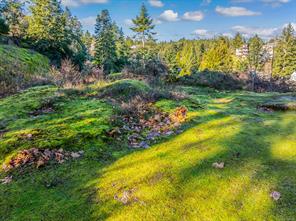 $479,000 - 3128 Queens Crt<br>Nanaimo, British Columbia, V9T 4A2