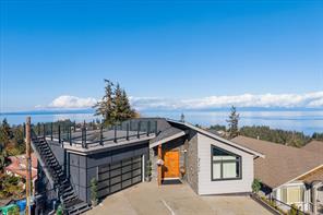 $1,238,000 - 4696 Laguna Way<br>Nanaimo, British Columbia, V9T 0A7