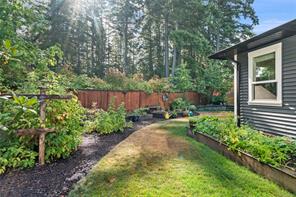 $950,000 - 512 Martina Way<br>Nanaimo, British Columbia, V9T 0E2