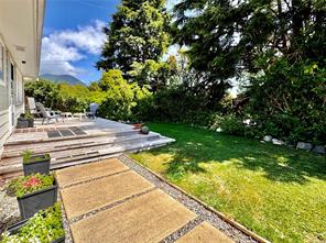 $785,000 - 255 Otter St<br>Ucluelet, British Columbia, V0R 3A0