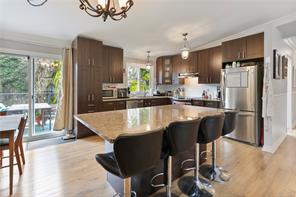 $750,000 - 3313 Barrington Rd<br>Nanaimo, British Columbia, V9T 5R5