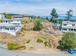 $829,900 - 161 Canterbury Cres<br>Nanaimo, British Columbia, V9T 4S4
