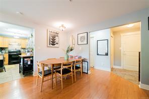 $499,900 - 1620 Townsite Rd<br>Nanaimo, British Columbia, V9S 1N2