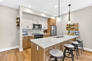 $849,000 - 700 Yew Wood Rd<br>Tofino, British Columbia, V0R 2Z0