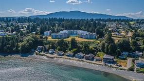 $588,000 - 2560 Departure Bay Rd<br>Nanaimo, British Columbia, V9S 5P1