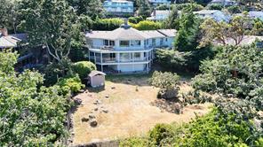 $1,278,000 - 3640 Sundown Dr<br>Nanaimo, British Columbia, V9T 4H5