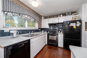 $749,900 - 2618 Starlight Trail<br>Nanaimo, British Columbia, V9T 3S7