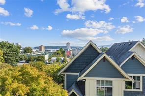 $579,000 - 446 Milton St<br>Nanaimo, British Columbia, V9R 2L1