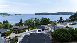 $789,999 - 2547 Doctors Rd<br>Nanaimo, British Columbia, V9S 3V4
