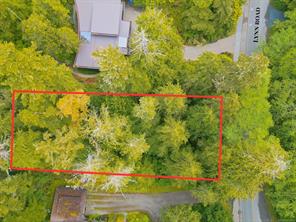 $1,475,000 - 1193 Lynn Rd<br>Tofino, British Columbia, V0R 2Z0