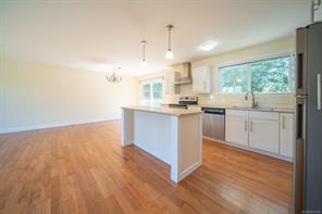 $824,900 - 2591 Rosstown Rd<br>Nanaimo, British Columbia, V9T 3R9