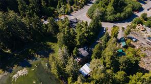 $595,000 - 215 Boardwalk Blvd<br>Ucluelet, British Columbia, V0R 3A0