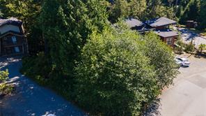 $595,000 - 215 Boardwalk Blvd<br>Ucluelet, British Columbia, V0R 3A0