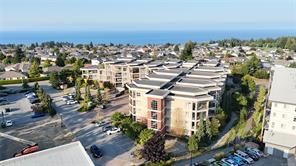 $638,000 - 6310 McRobb Ave<br>Nanaimo, British Columbia, V9V 1W8