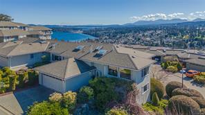 $768,000 - 3385 Edgewood Dr, (Na Departure Bay) Nanaimo British Columbia, V9T 5V2