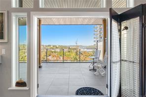 $685,000 - 10 Chapel St<br>Nanaimo, British Columbia, V9R 5H2