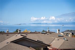 $699,900 - 4991 Bella Vista Cres<br>Nanaimo, British Columbia, V9V 1M9