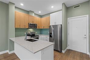 $579,900 - 6540 Metral Dr<br>Nanaimo, British Columbia, V9L 0L8