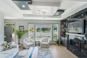 $929,000 - 913 Old Victoria Rd<br>Nanaimo, British Columbia, V9R 0L3