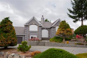 $1,249,800 - 301 Mount Royal Pl<br>Nanaimo, British Columbia, V9R 6A4