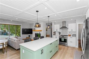 $774,900 - 2055 Forest Dr<br>Nanaimo, British Columbia, V9S 2R8