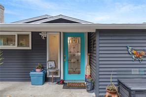 $1,395,000 - 7896 Lantzville Rd<br>Lantzville, British Columbia, V0R 2H0