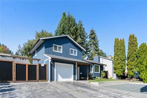 $749,900 - 789 Howard Ave<br>Nanaimo, British Columbia, V9R 6A7