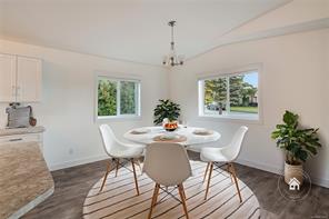 $489,900 - 2301 Arbot Rd<br>Nanaimo, British Columbia, V9R 6S6