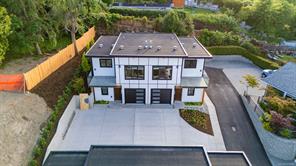 $724,900 - 2547 Doctors Rd<br>Nanaimo, British Columbia, V9S 3V4