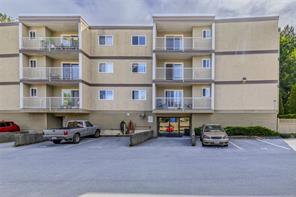 $329,900 - 1187 Seafield Cres<br>Nanaimo, British Columbia, V9V 1J9