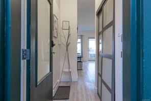 $639,900 - 230 Main St<br>Tofino, British Columbia, V0R 2Z0