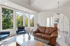 $900,000 - 3132 Robin Hood Dr<br>Nanaimo, British Columbia, V9T 1P1