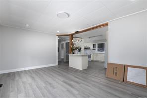 $799,900 - 3500 Hammond Bay Rd<br>Nanaimo, British Columbia, V9T 3E5