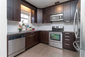 $539,900 - 50 Mill St<br>Nanaimo, British Columbia, V9R 5A6