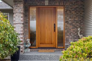 $1,150,000 - 5670 Malibu Terr<br>Nanaimo, British Columbia, V9T 5W7