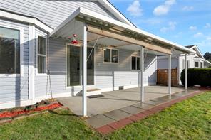 $449,900 - 6213 Rich Rd<br>Nanaimo, British Columbia, V9T 6J2