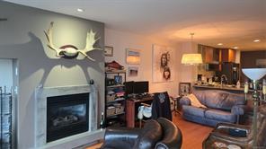 $429,900 - 38 Front St<br>Nanaimo, British Columbia, V9R 0B8