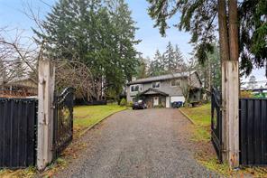 $849,900 - 2209 Morland Rd<br>Nanaimo, British Columbia, V9X 1J5