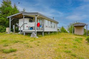 $324,000 - 1098 Sixth Ave<br>Ucluelet, British Columbia, V0R 3A0