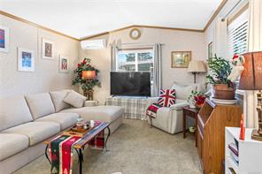 $299,996 - 1 Honey Dr<br>Nanaimo, British Columbia, V9R 5N1